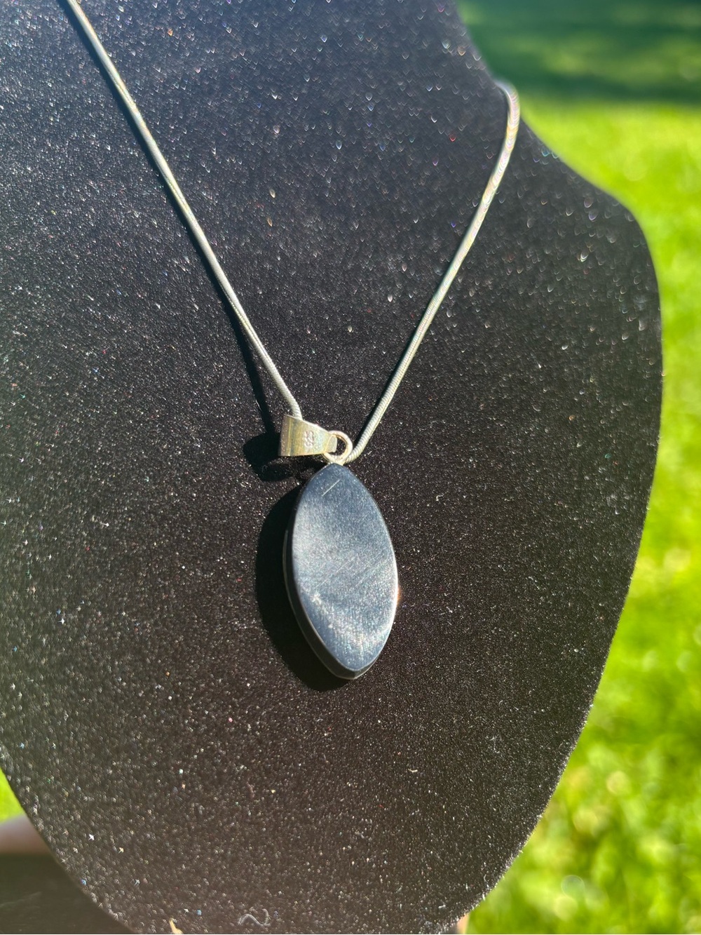 Abalone Shell Pendant. - Picture 4 of 10